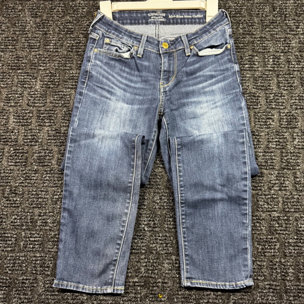 Signature by Levi Strauss Womens Mid-Rise Slim Cuffed Jeans Blue Size 2 W26 F41